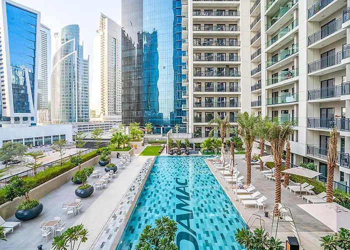 Spacious & Fully Furnished 1Br In Zada