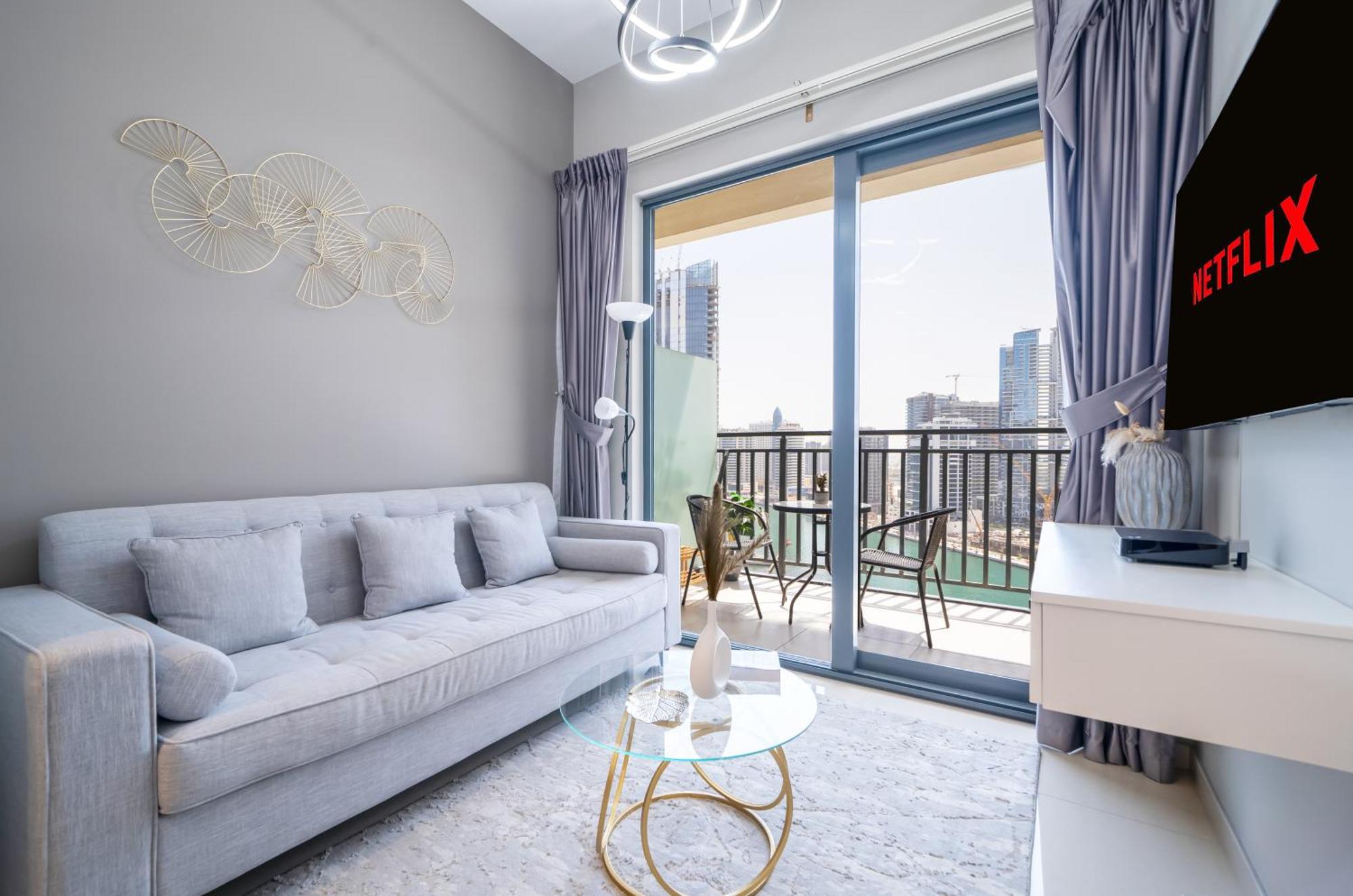 Spacious & Fully Furnished 1br In Zada * Dubai