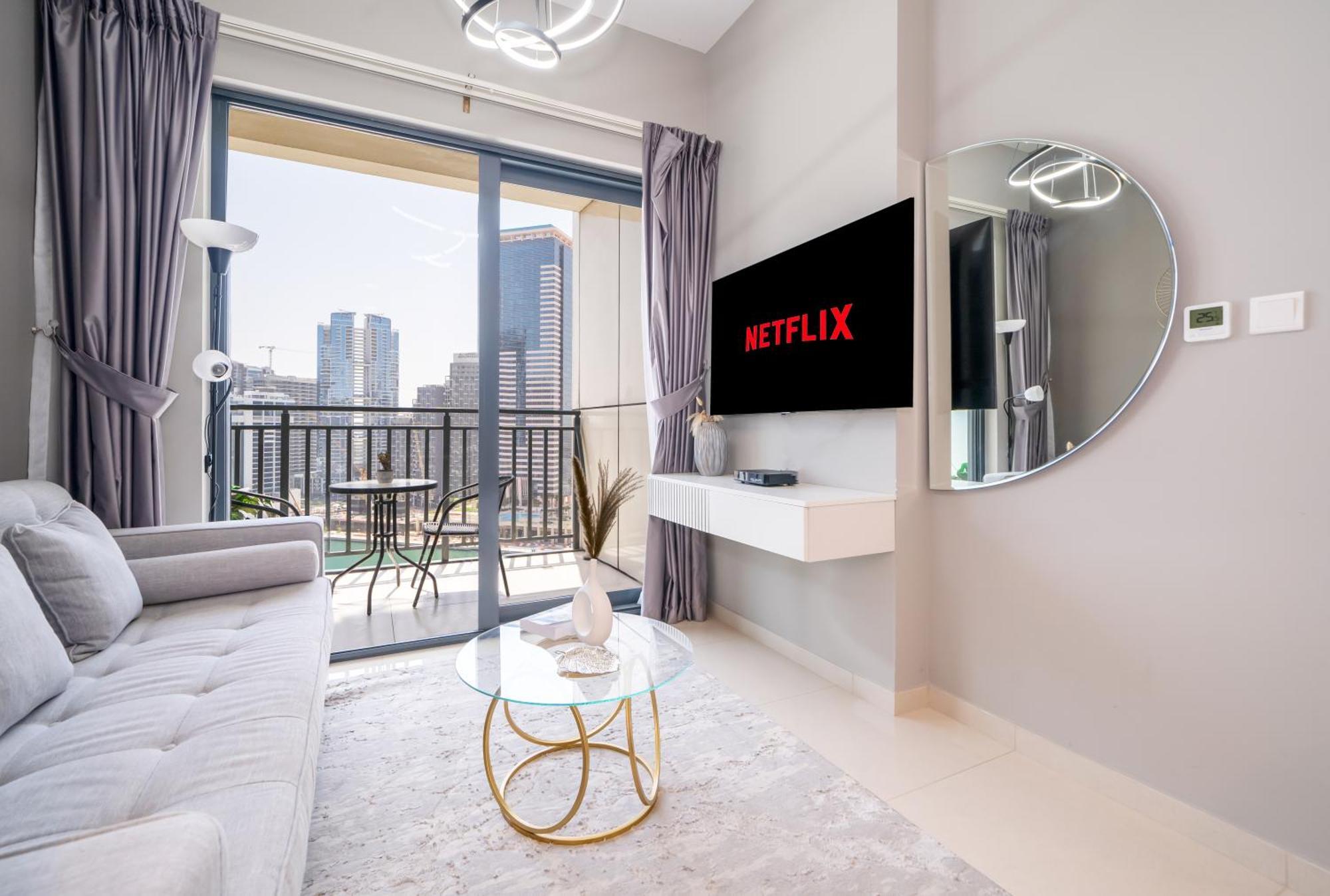 Spacious & Fully Furnished 1br In Zada Apartment
