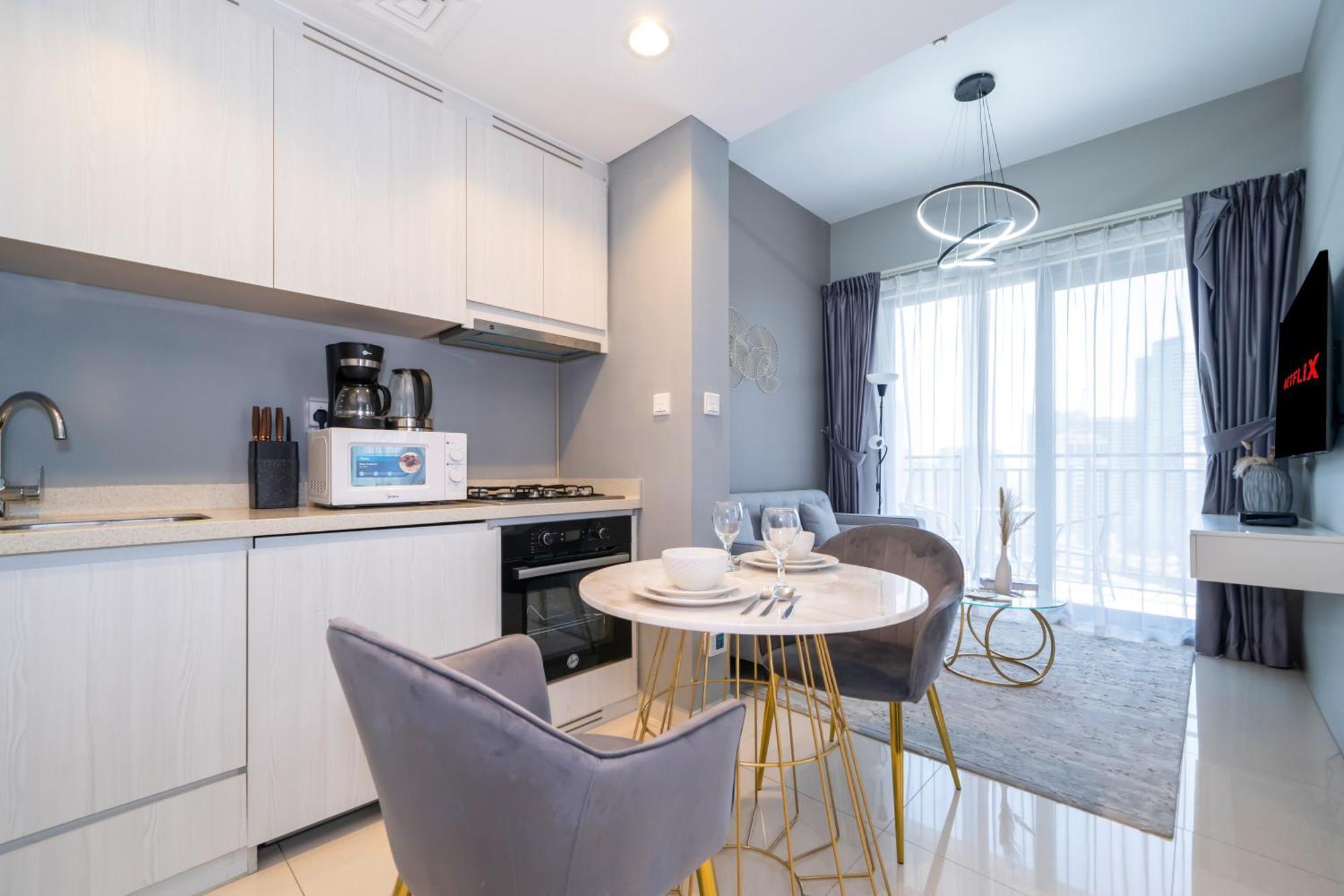 Spacious & Fully Furnished 1br In Zada Apartment